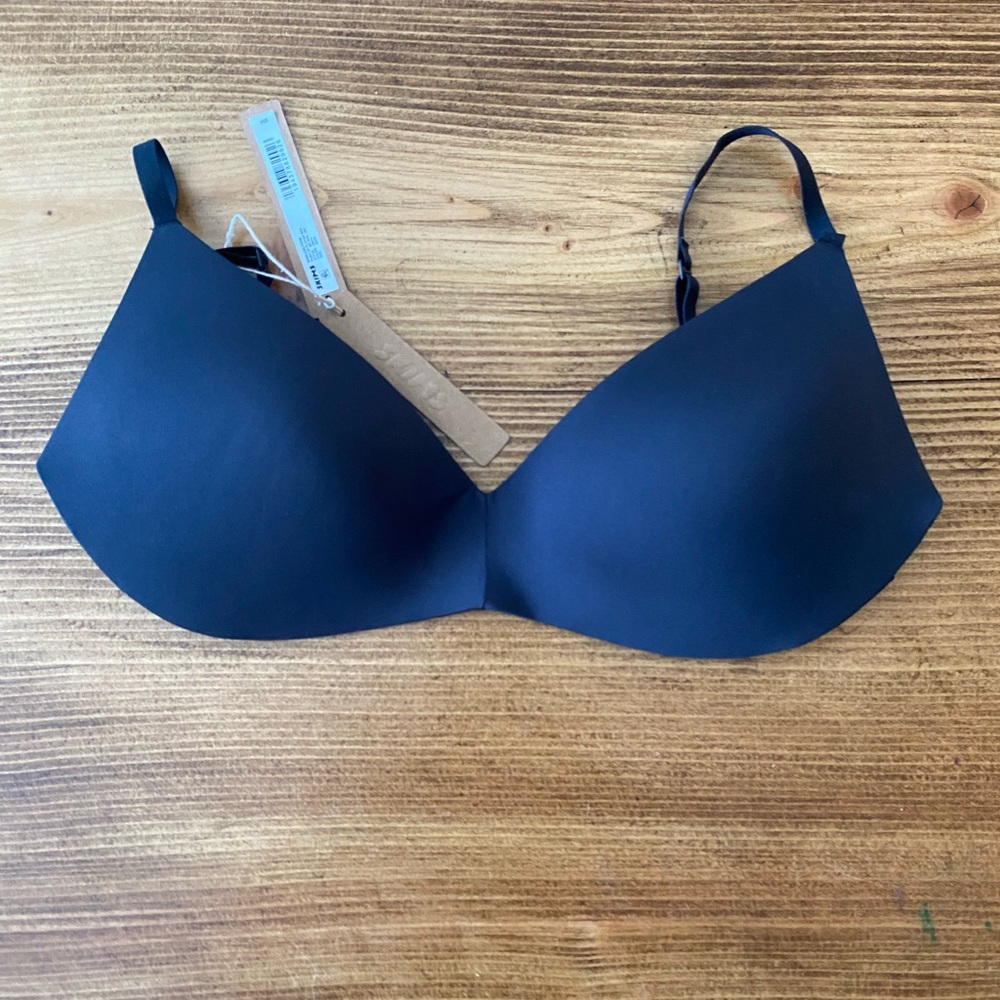Black Seamless Bra